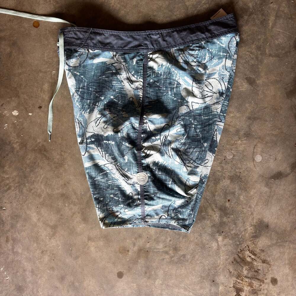 Dakine Aloha Blue Camo Washed Palm Boardshorts